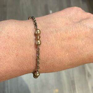 Gorgeous vintage 8” bracelet
